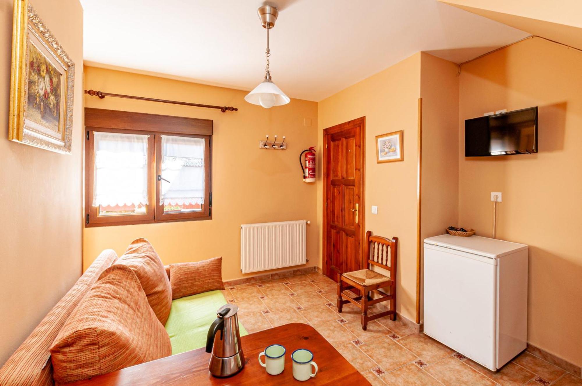 Apartamentos La Regoria Arenas De Cabrales Buitenkant foto