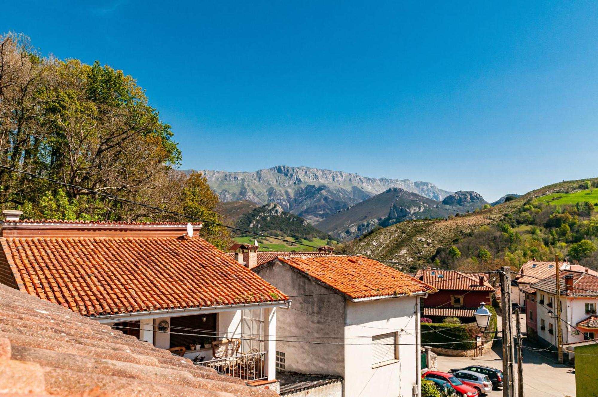 Apartamentos La Regoria Arenas De Cabrales Buitenkant foto