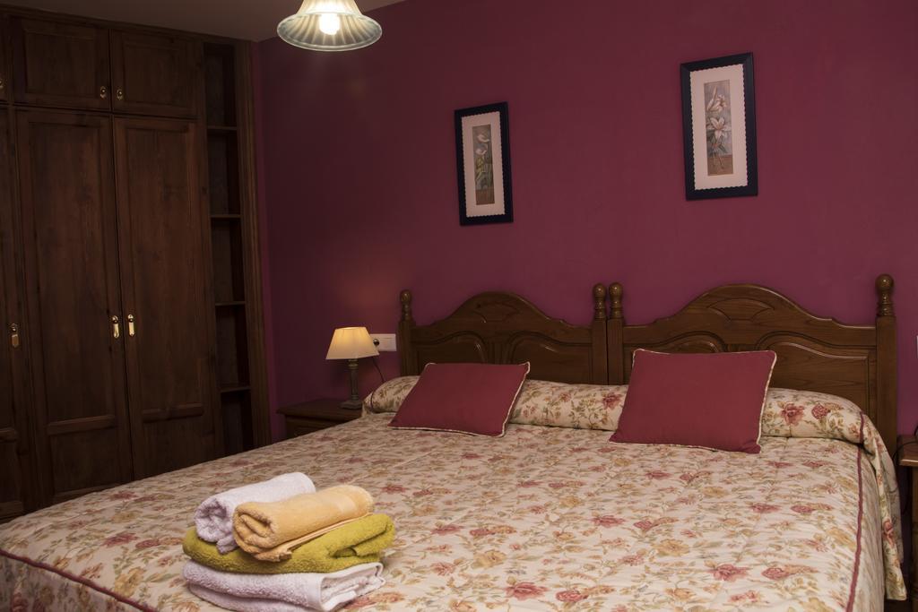 Apartamentos La Regoria Arenas De Cabrales Buitenkant foto