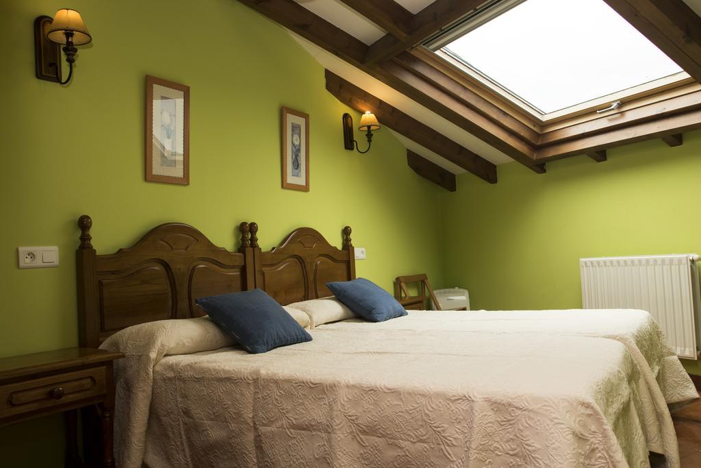 Apartamentos La Regoria Arenas De Cabrales Buitenkant foto