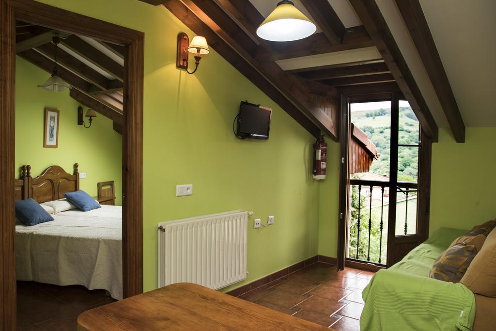 Apartamentos La Regoria Arenas De Cabrales Buitenkant foto