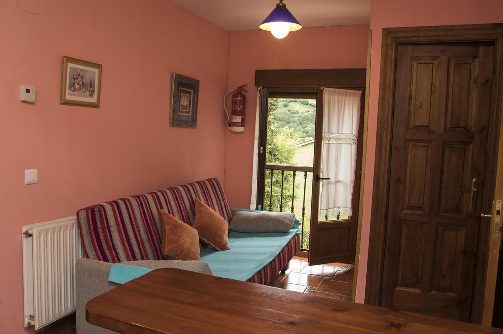 Apartamentos La Regoria Arenas De Cabrales Buitenkant foto