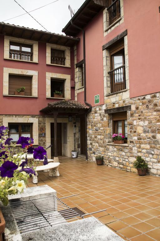 Apartamentos La Regoria Arenas De Cabrales Buitenkant foto
