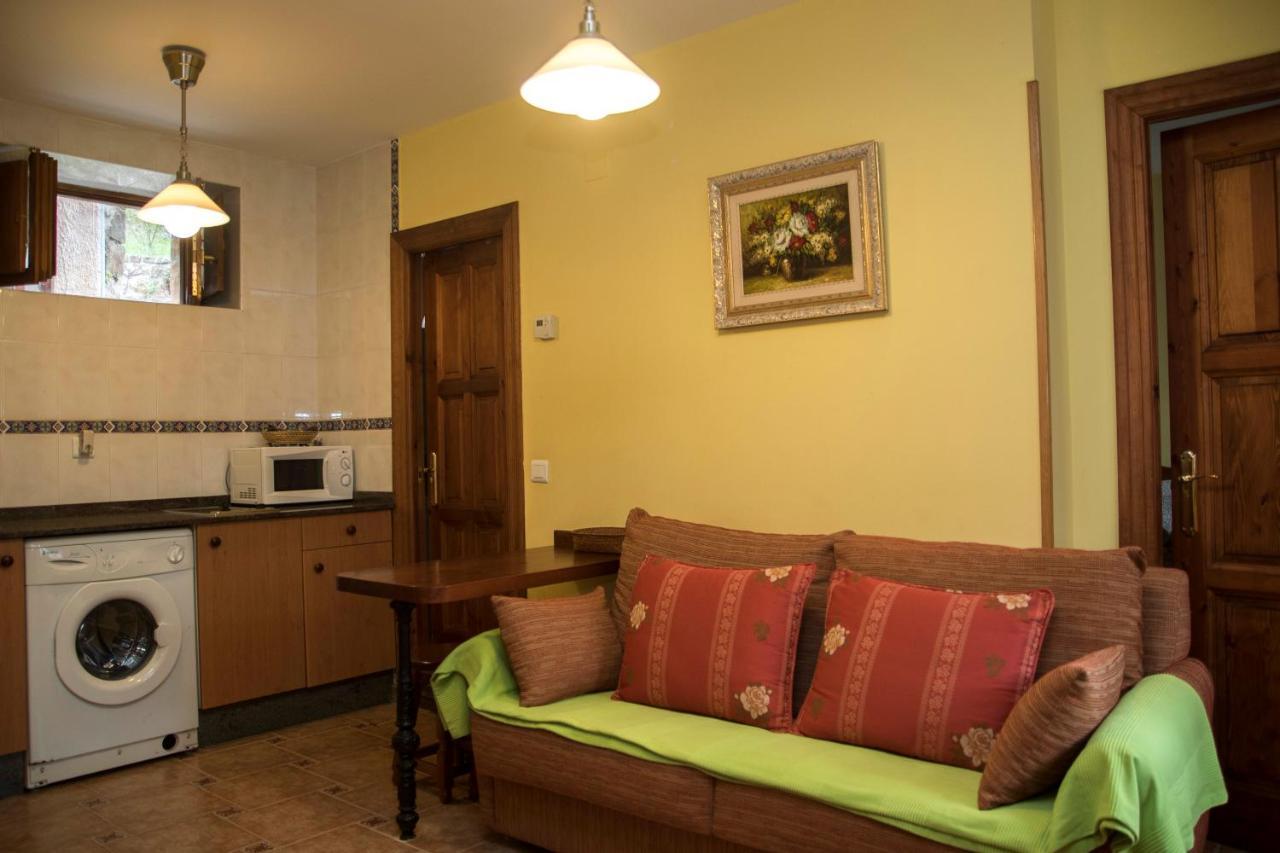 Apartamentos La Regoria Arenas De Cabrales Buitenkant foto