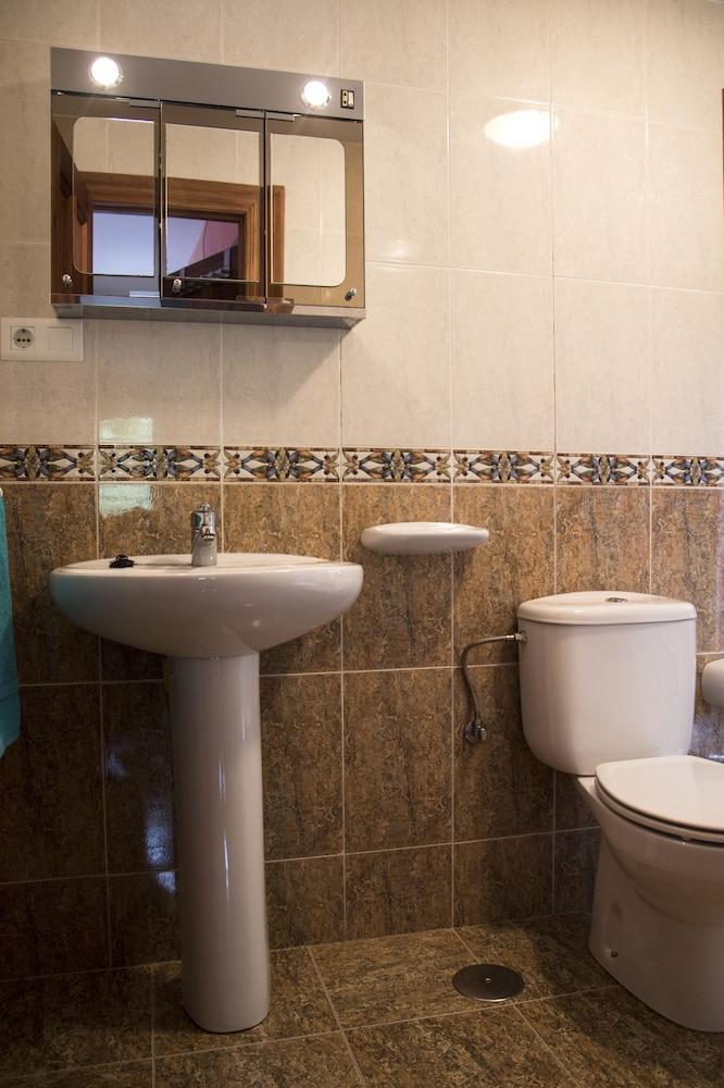 Apartamentos La Regoria Arenas De Cabrales Buitenkant foto
